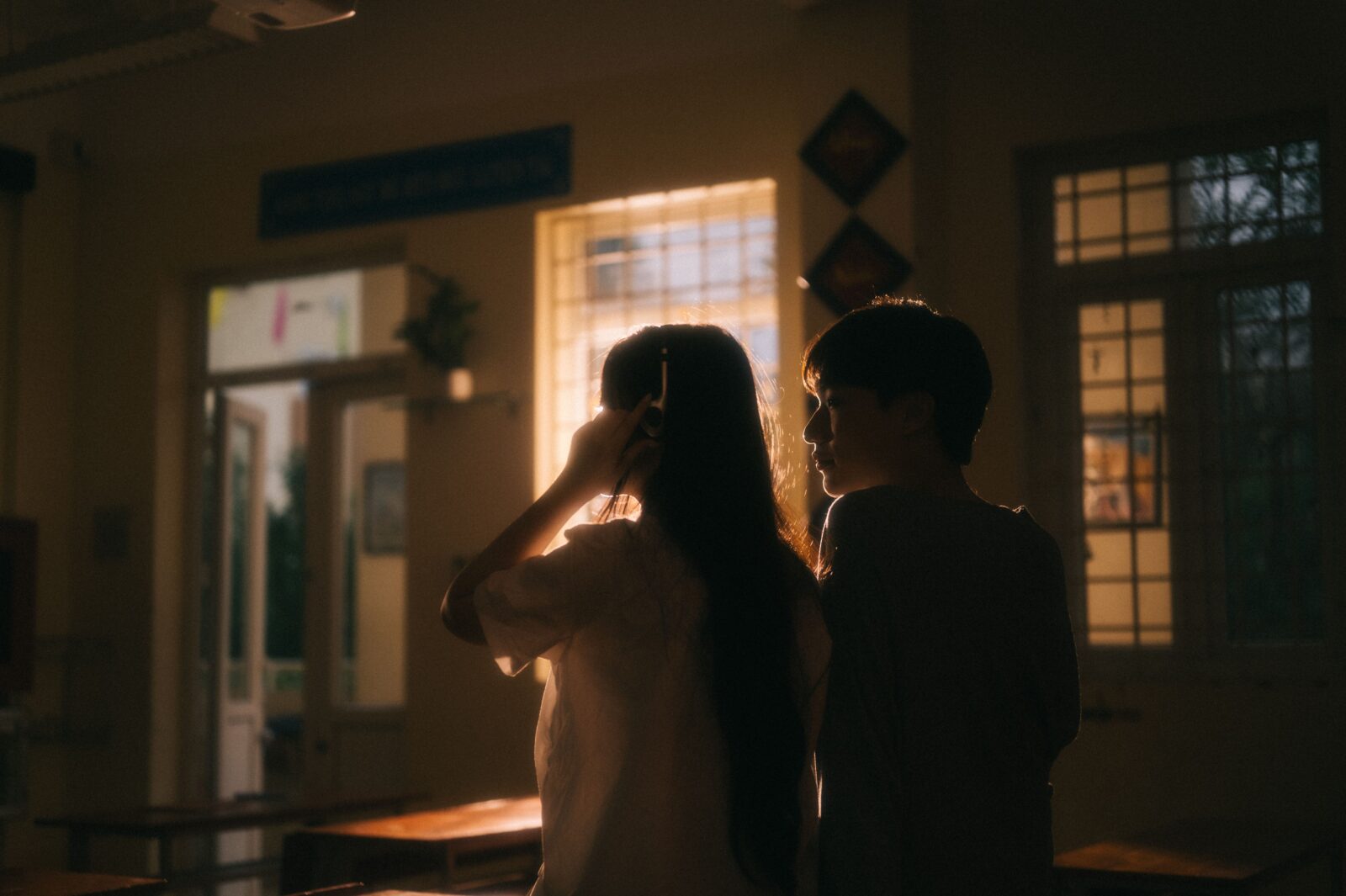 Silhouette tieners